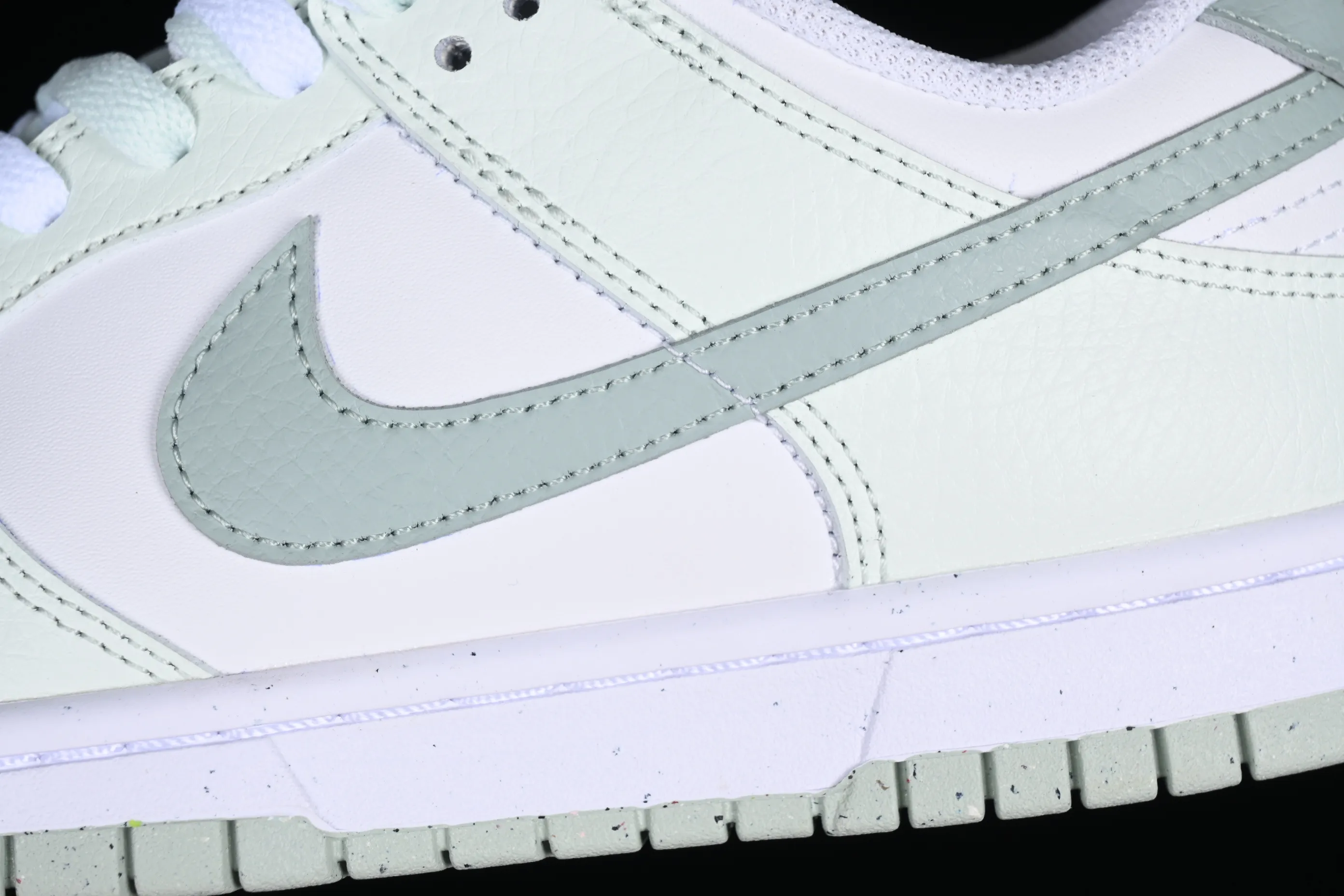 All categories Nk SB Dunk series Nk SB Dunk Low low-top sneakers Nk Dunk Low "White Mint" light green SB smashed backboard fashion casual sneakers DN1431-102